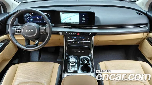 Kia Carnival Generation 4 — Фото автомобиля 10