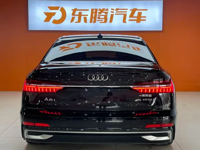 Audi A6L — Фото автомобиля 5
