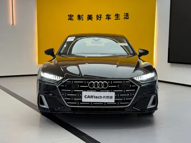Audi A7L — Фото автомобиля 2