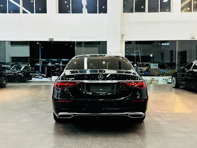 Mercedes-Benz S-Class — Фото автомобиля 5