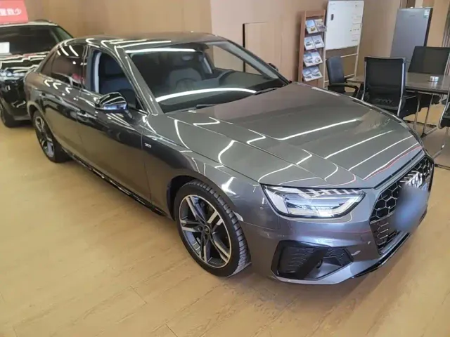 Audi A4L — Фото автомобиля 3