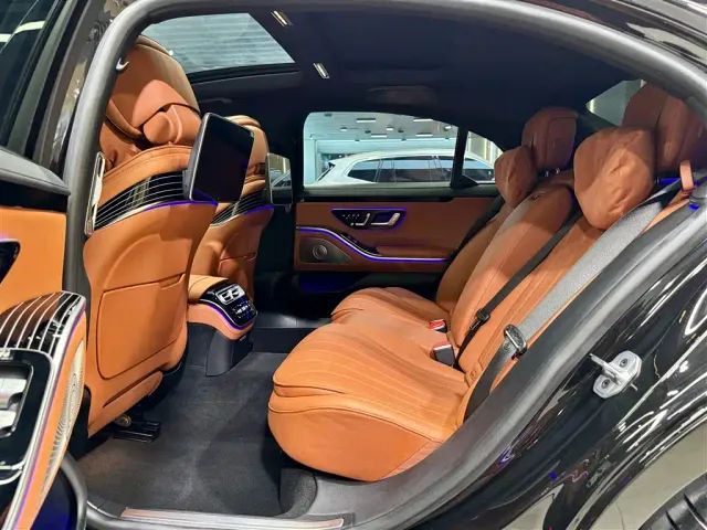 Mercedes-Benz S-Class — Фото автомобиля 25