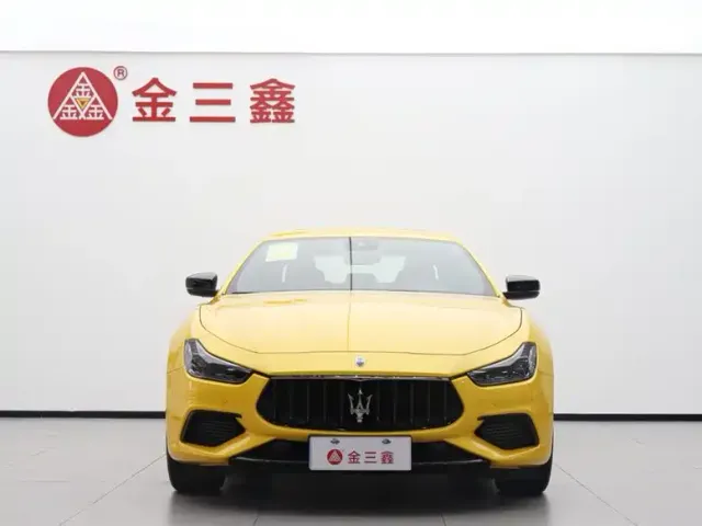Maserati Ghibli — Фото автомобиля 5