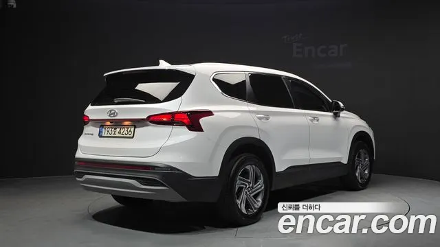 Hyundai Santafe Новый Santa Fe Бензин 2.5T 2WD — Фото автомобиля 2