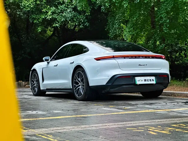 Porsche Taycan 2022 Facelift Taycan — Фото автомобиля 5