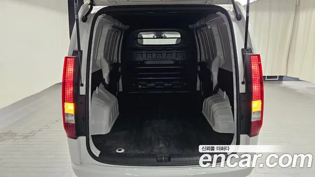 Hyundai Staria Staria Карго 3 места — Фото автомобиля 16