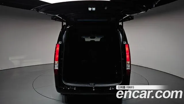 Hyundai Staria Staria — Фото автомобиля 17