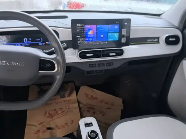 Geely Panda — Фото автомобиля 12