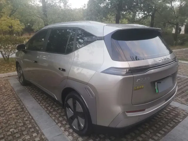 GAC Aion Y — Фото автомобиля 12