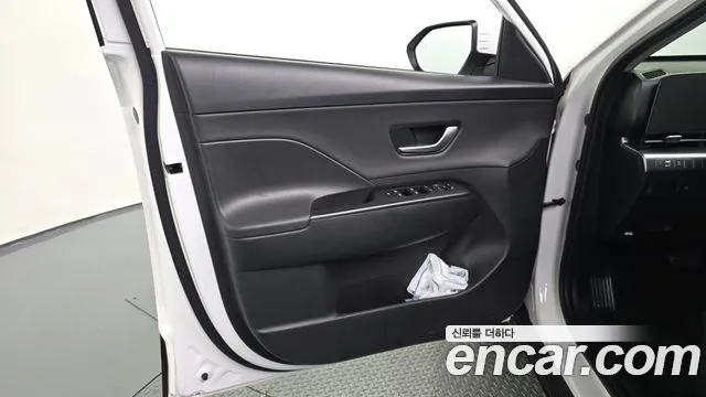 Hyundai Kona — Фото автомобиля 13
