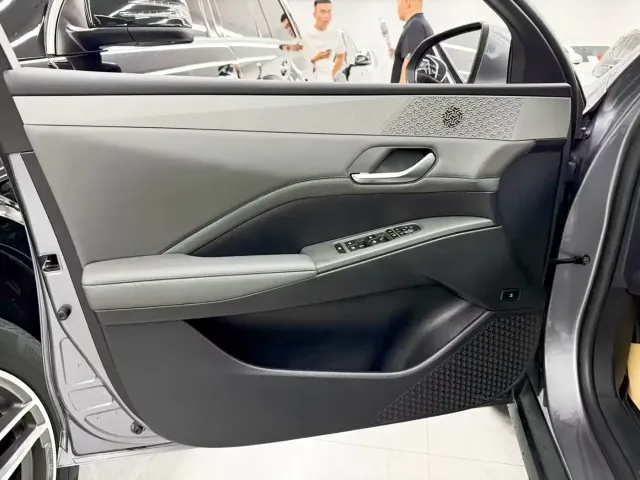 BYD Qin PLUS — Фото автомобиля 12