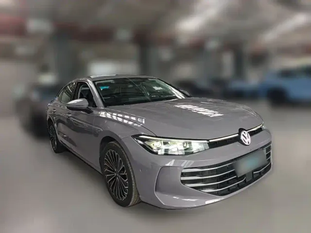 Volkswagen Passat — Фото автомобиля 5
