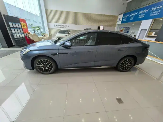 BYD Seal 07 DM-i — Фото автомобиля 4