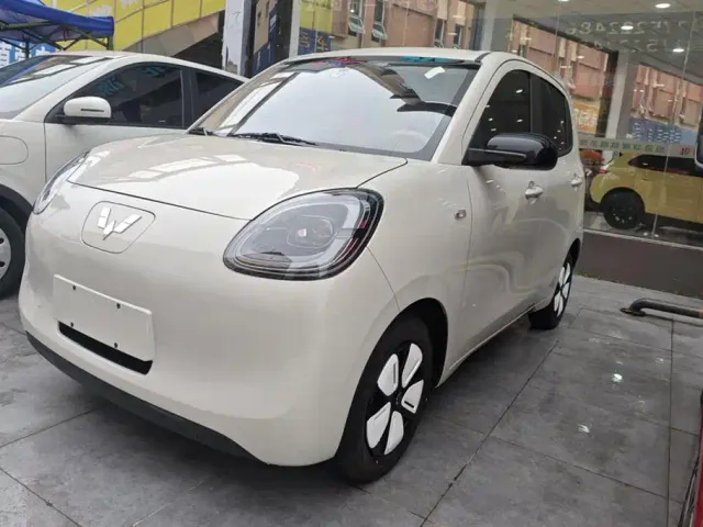 Фотография автомобиля — Wuling Hongguang Mini EV