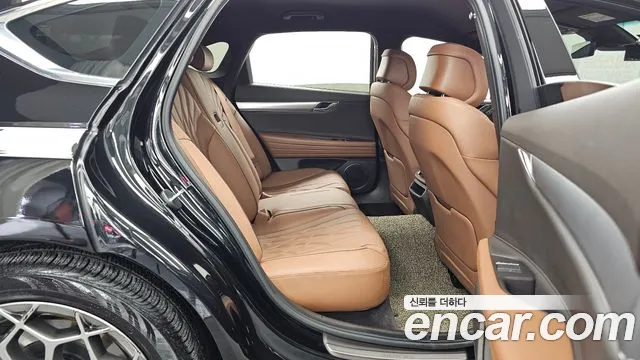 Genesis G80 Бензин 2.5 турбо 2WD — Фото автомобиля 11