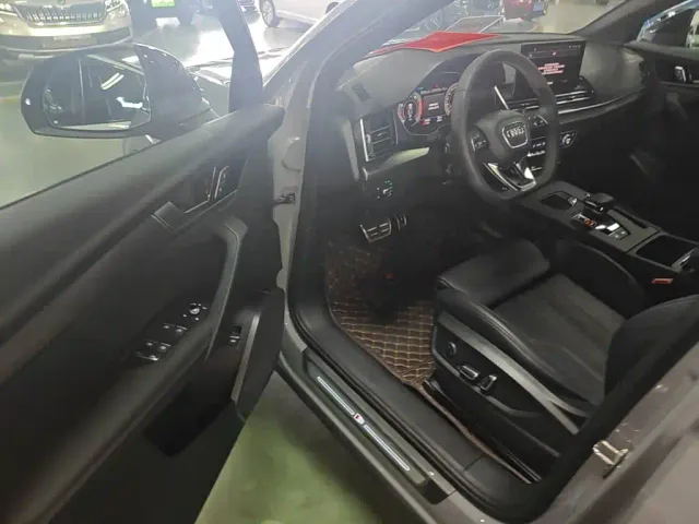 Audi Q5L — Фото автомобиля 15