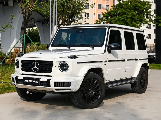 Фотография автомобиля — Mercedes-Benz G-Class