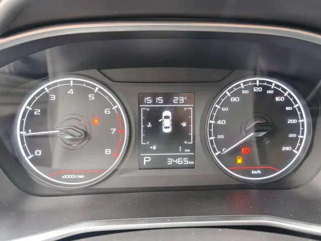Geely Binyue — Фото автомобиля 12