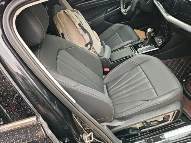 Volkswagen Passat — Фото автомобиля 24