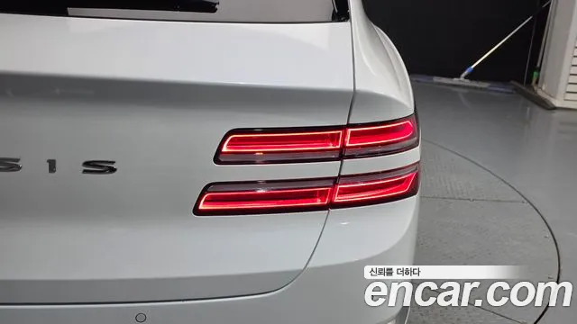 Genesis GV80 — Фото автомобиля 8