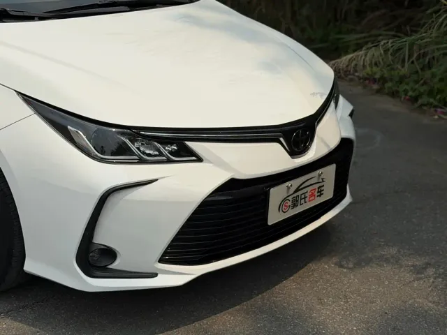 Toyota Corolla — Фото автомобиля 8