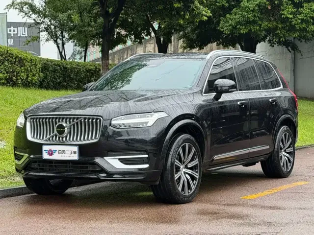 Фотография автомобиля — Volvo XC90