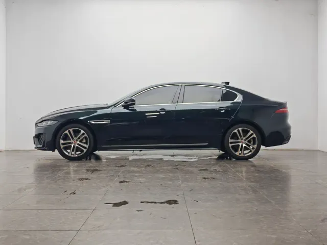 Jaguar Jaguar XEL 2022 2.0T 250PS R-DYNAMIC S Progressive Sport Edition — Фото автомобиля 10