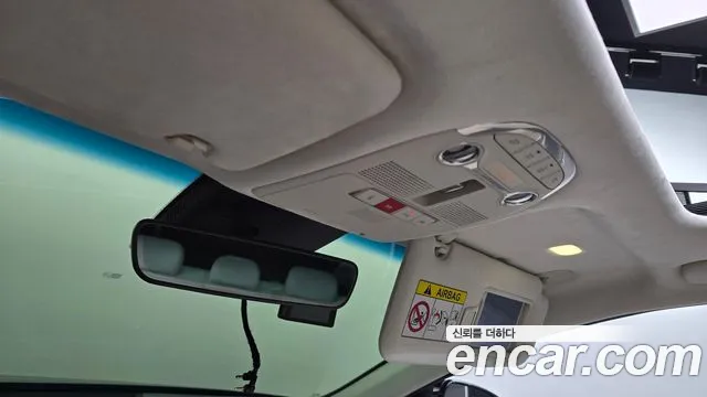 Hyundai Grandeur New — Фото автомобиля 19