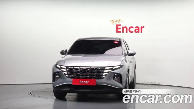 Hyundai Tucson Tucson (NX4) Дизель 2.0 2WD — Фото автомобиля 3