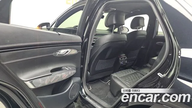 Genesis GV70 2.5T Бензин 2WD — Фото автомобиля 11