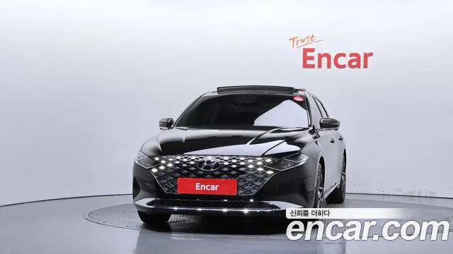 Hyundai Grandeur — Фото автомобиля 3