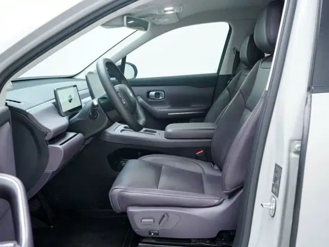 Leapmotor C10 — Фото автомобиля 4