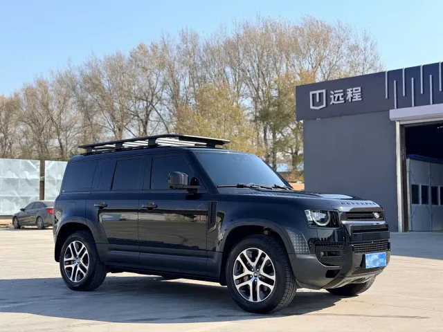 Land Rover Defender — Фото автомобиля 3