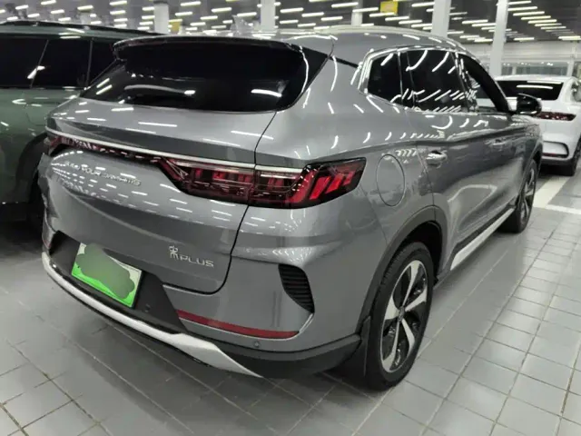 BYD Song PLUS — Фото автомобиля 3