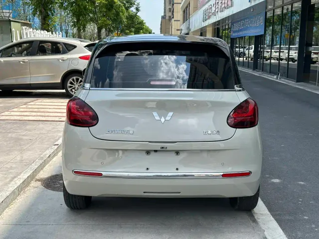 Wuling Bingo — Фото автомобиля 5