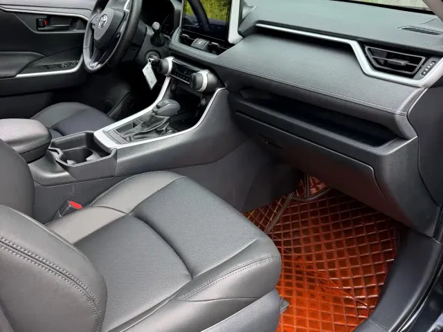 Toyota Wildlander — Фото автомобиля 8