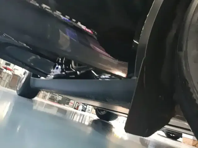 Tesla Model Y — Фото автомобиля 18