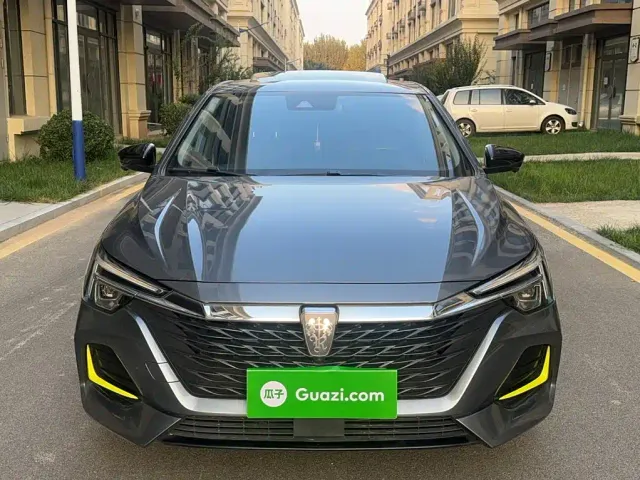Roewe i6 MAX — Фото автомобиля 2