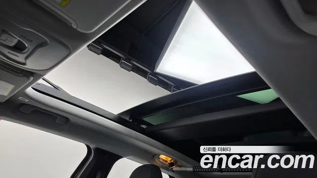 Jeep Renegade — Фото автомобиля 23
