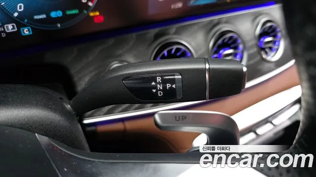 Mercedes-Benz AMG GT 4 двери 43 4MATIC+ — Фото автомобиля 8