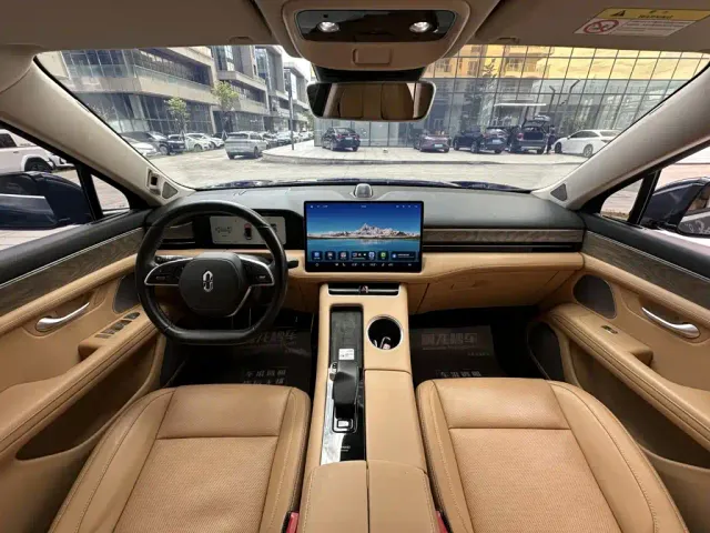 Aito M5 — Фото автомобиля 5