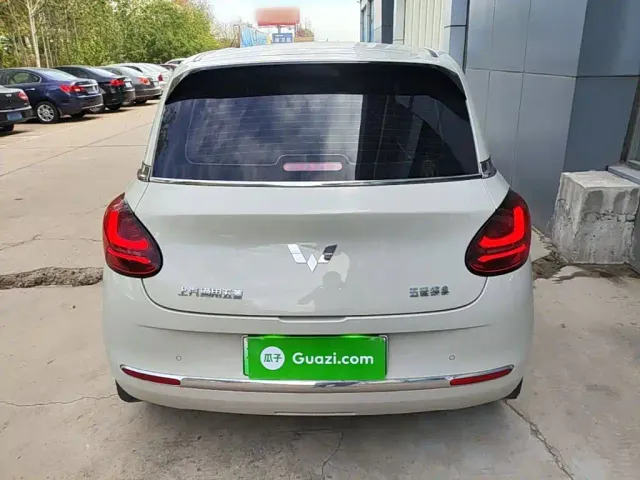 Wuling Bingo — Фото автомобиля 5