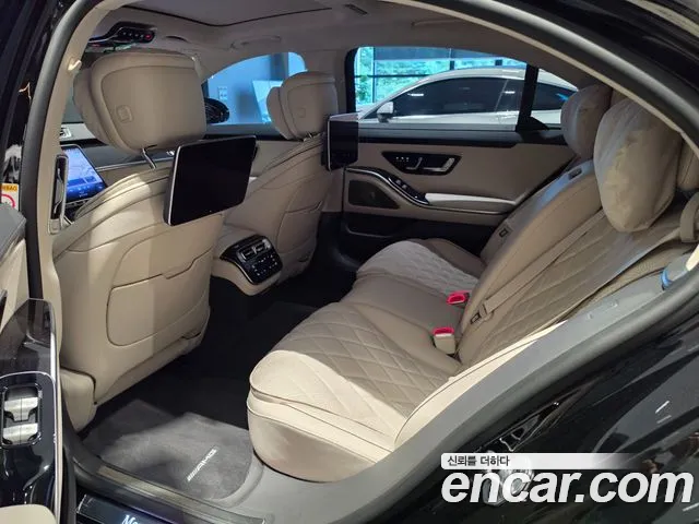 Mercedes-Benz S-Class — Фото автомобиля 10