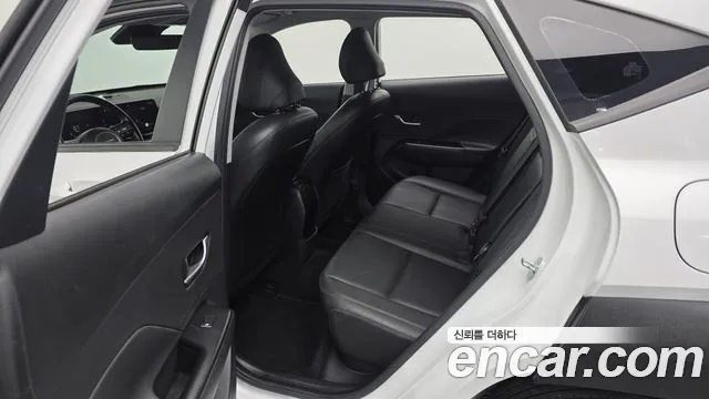 Hyundai Kona SX2 — Фото автомобиля 16