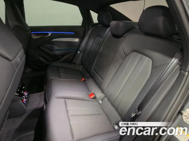 Audi A6 C9 — Фото автомобиля 11