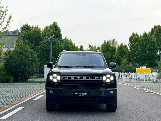 Jetour T1 — Фото автомобиля 2