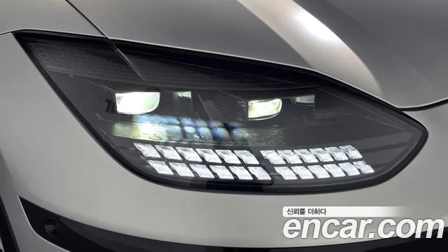 Hyundai Ioniq 6 — Фото автомобиля 22