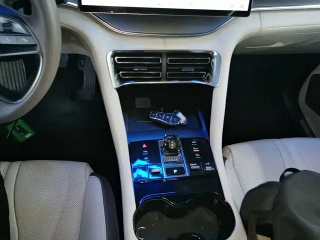 BYD Song PLUS — Фото автомобиля 13