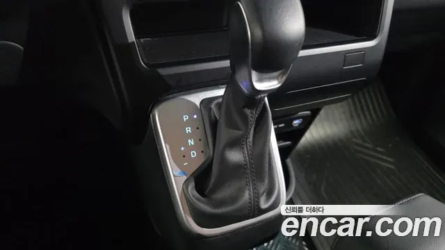 Hyundai Staria — Фото автомобиля 9