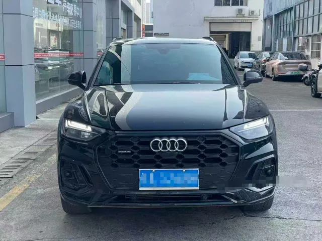 Audi Q5L — Фото автомобиля 2
